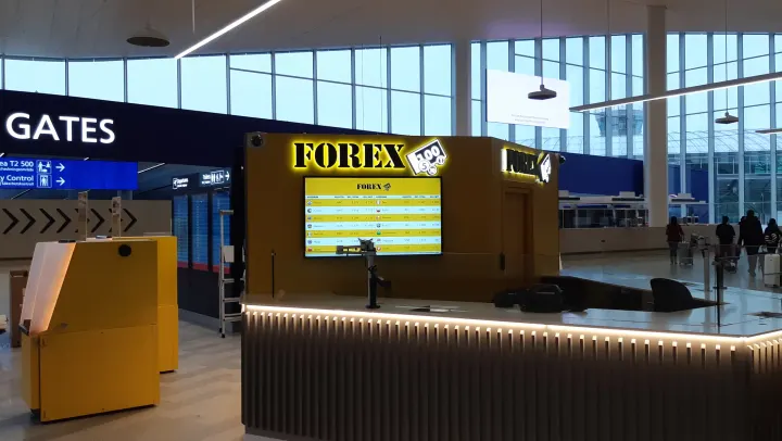 Display in a Forex store.