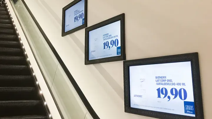 Kauppakeskus Valkean infonäytöt.