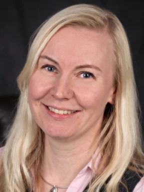 Anu Toljamo, Sales & Customer service